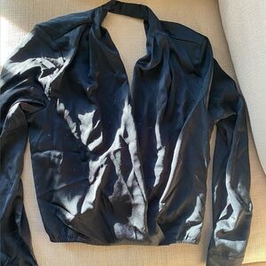 Shein - Black shirt, low-cut v in front and open back - S - NWT